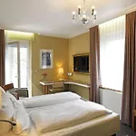 Kleiner Riesen 3*