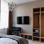 Kleiner Riesen فندق 3*