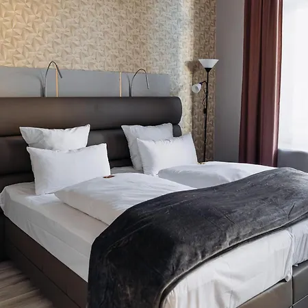 Kleiner Riesen 3* Koblenz (Rhineland-Palatinate)