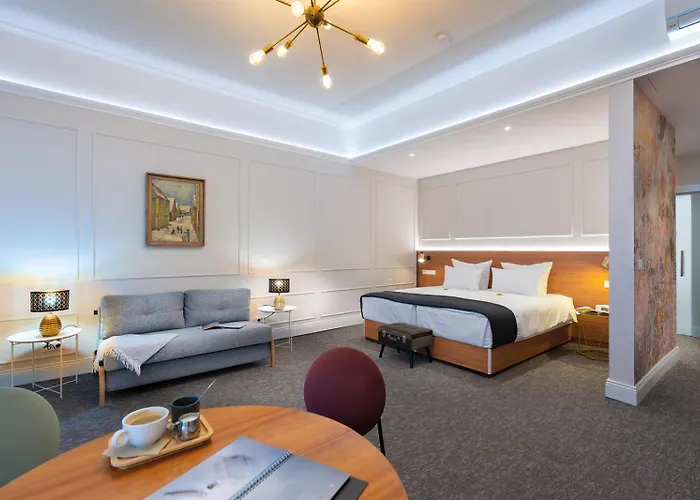 Ξενοδοχείο Kleiner Riesen 3*