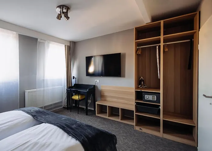 Ξενοδοχείο Kleiner Riesen Κόμπλεντς